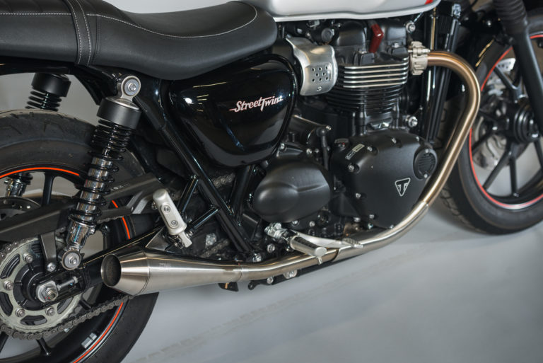 triumph street twin exhaust